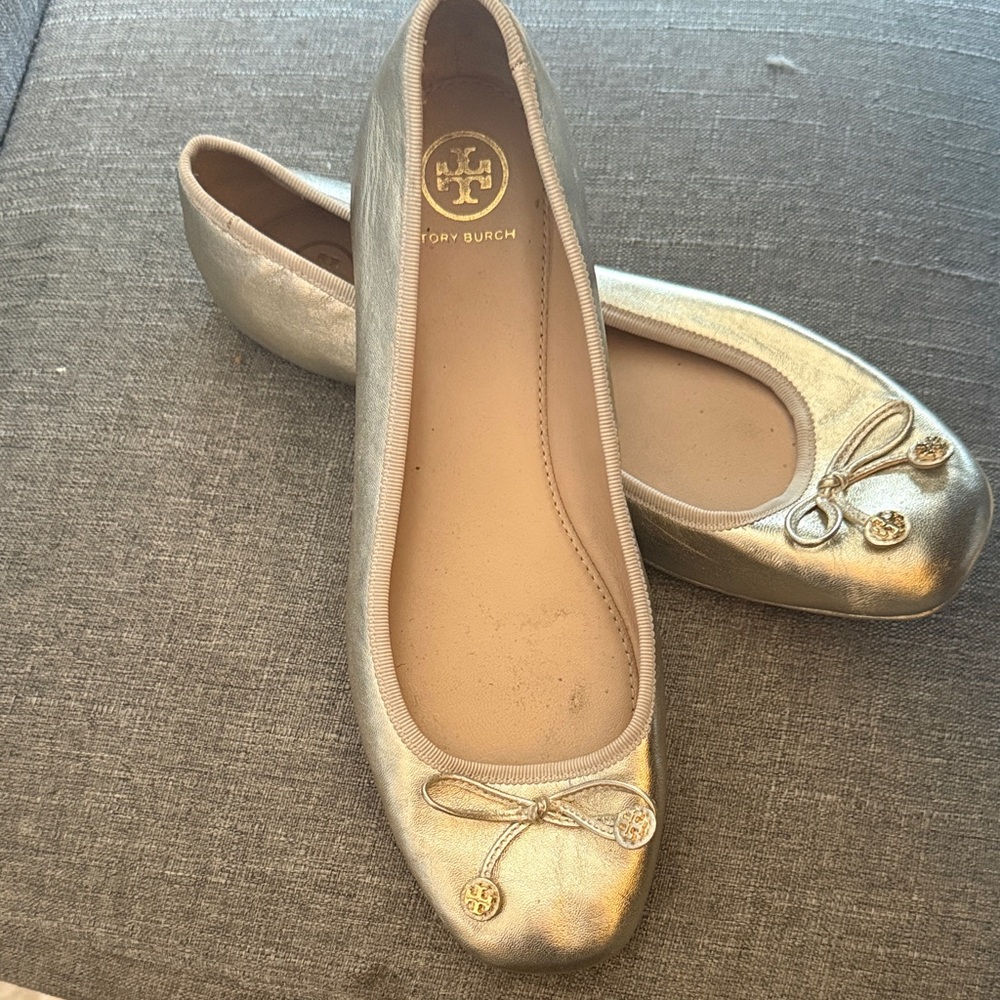 Tory Burch Silver Ballet Flats with Bow